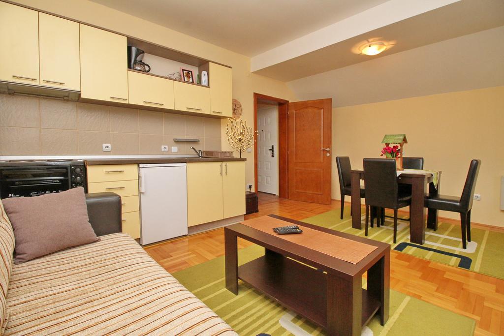 Apartments Vila Velickovic Zlatibor Exteriör bild